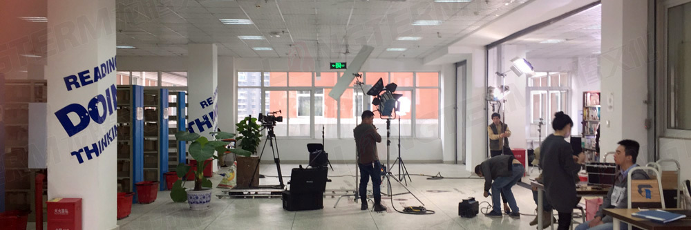 圍觀：四川文化產(chǎn)業(yè)職業(yè)學(xué)校宣傳片拍攝進(jìn)入尾聲