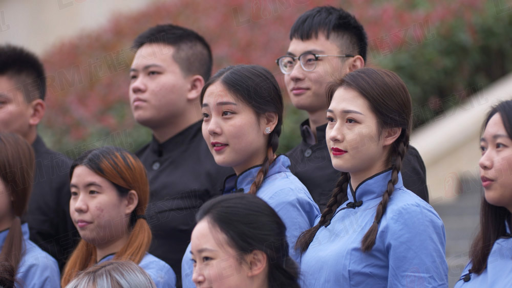 圍觀：四川文化產(chǎn)業(yè)職業(yè)學(xué)校宣傳片拍攝進(jìn)入尾聲