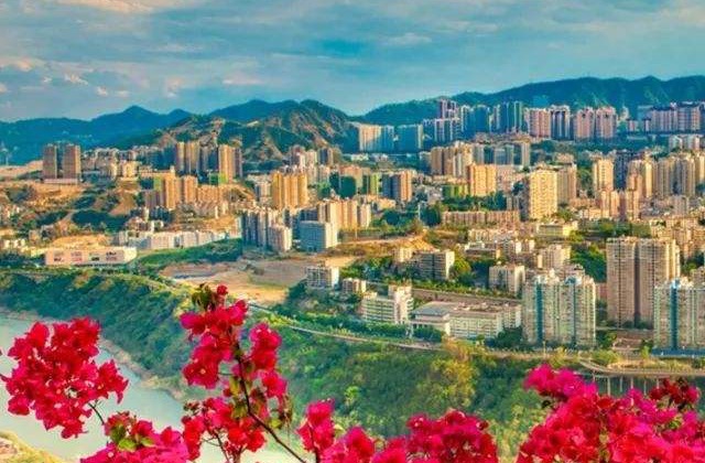 四川攀枝花第五屆中國(guó)康養(yǎng)產(chǎn)業(yè)發(fā)展論壇宣傳片攝制服務(wù)項(xiàng)目要求節(jié)選