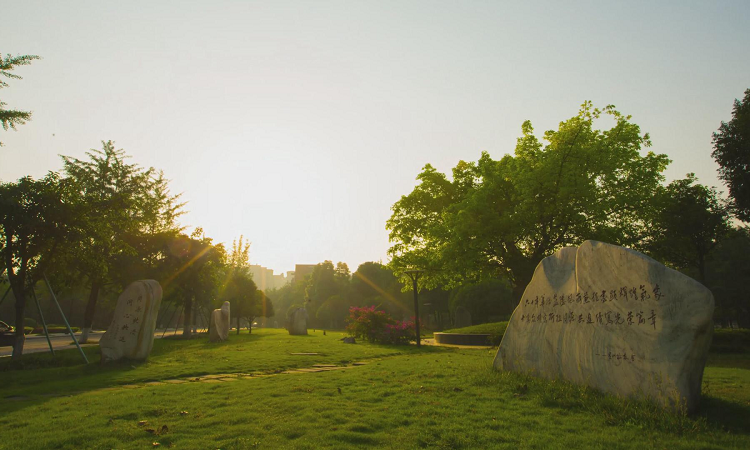 綿陽學(xué)院宣傳片怎么拍攝？這些制作方法要知道！